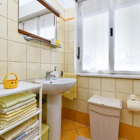 Mirela 1554 Apartment