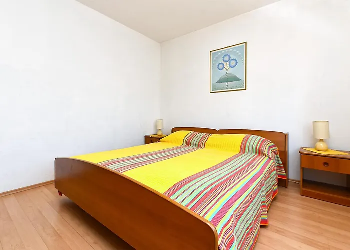 Mirela 1554 아파트